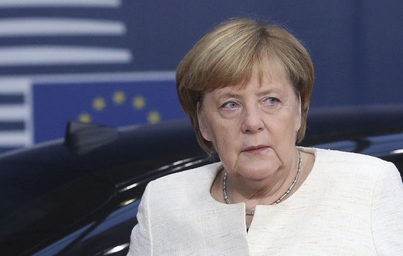 Меркель: экспорт вооружений Эр-Рияду невозможен при существующих обстоятельствах