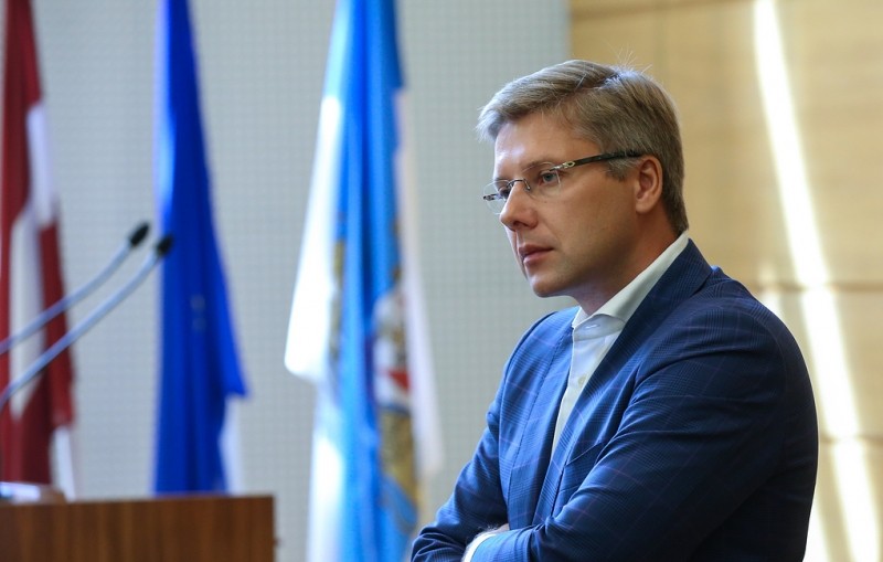 Лидер партии "Согласие" призвал президента Латвии дать ей сформировать правительство