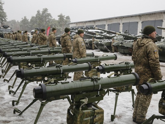 Генерал предупредил о "большой войне" Украины и России
