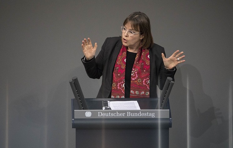 Депутат Бундестага заявила, что правительство ФРГ не отвечает на вопросы по Солсбери