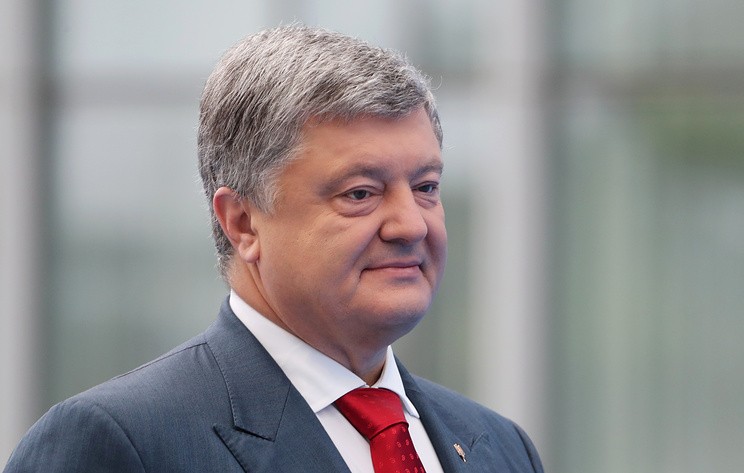 Порошенко призвал послов Украины собирать деньги на восстановление Донбасса