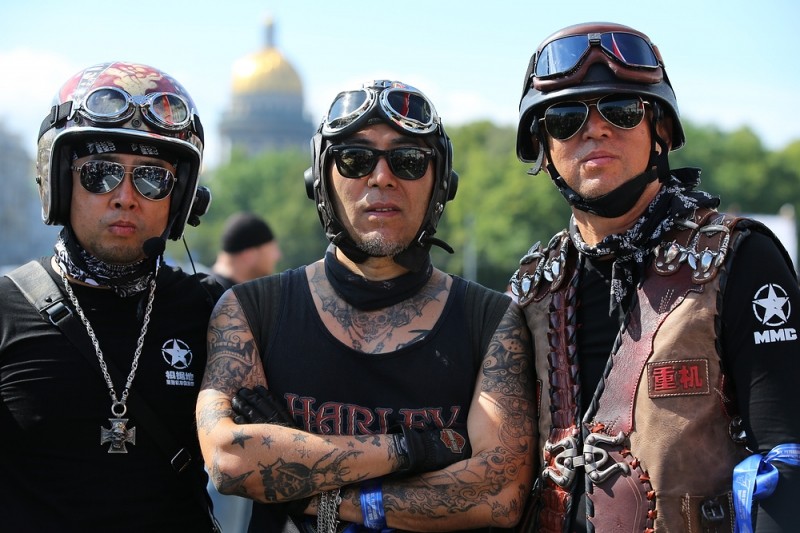 Около 4 тыс. мотоциклистов приняли участие в мотопараде в рамках Harley Days в Петербурге