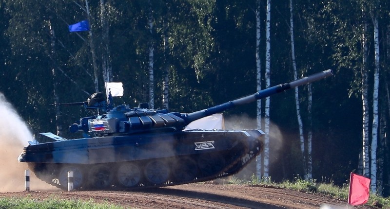 Российские военные выиграли финальный заезд "Танкового биатлона - 2018"