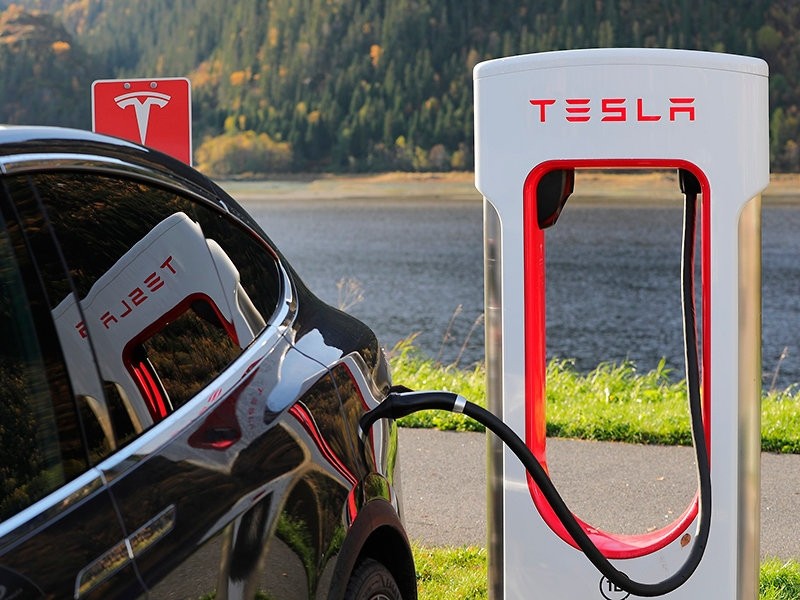  Tesla начала строительство завода по производству электромобилей в Китае