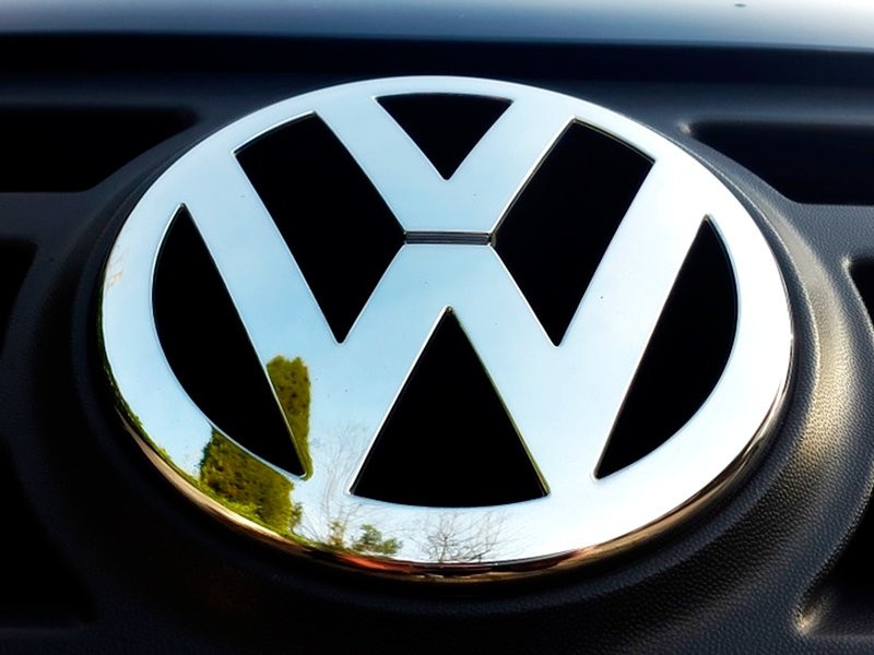  К коллективному иску к Volkswagen в связи с "дизельгейтом" в Германии присоединилось более 300 тыс. человек