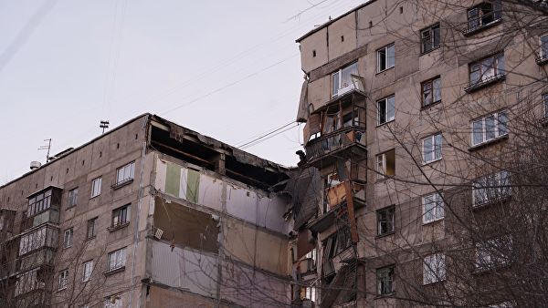 Обрушившийся дом в Магнитогорске вновь проверят после сноса двух подъездов