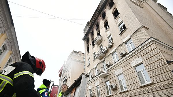 Пожар в дореволюционном доме в центре Москвы унес жизни семи человек