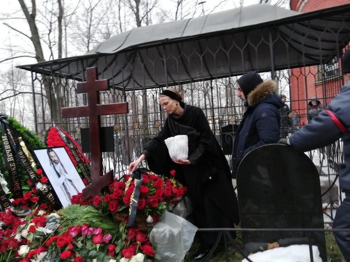 Прощание с Децлом и похороны: онлайн-трансляция