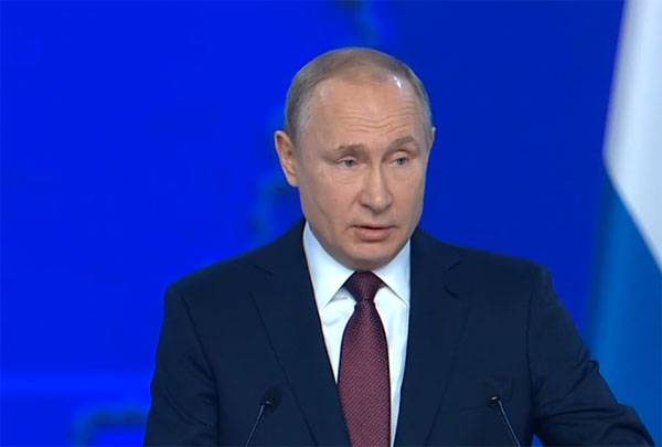 Путин: Уже весной будет спущена на воду первая ПЛ с "Посейдоном"