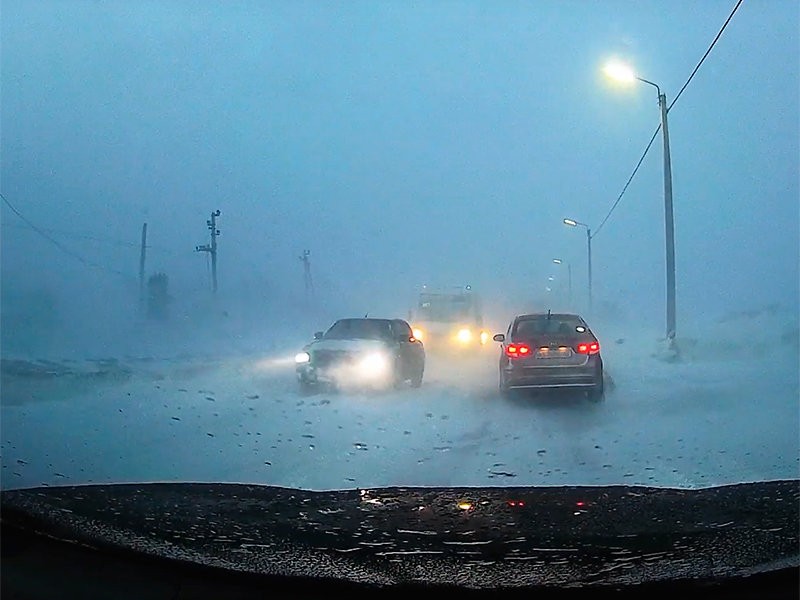  Непогода захватила автомобилистов в снежный плен в Самарской области (ФОТО, ВИДЕО)