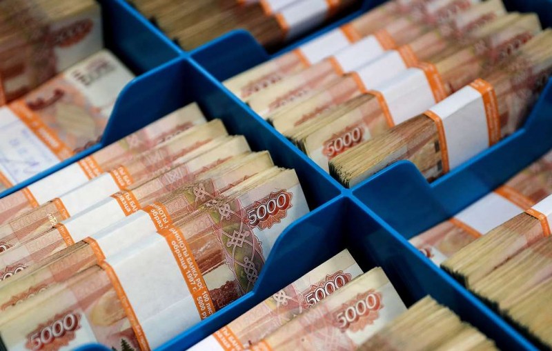 В Москве мошенник похитил 10 млн рублей с чужого счета в банке
