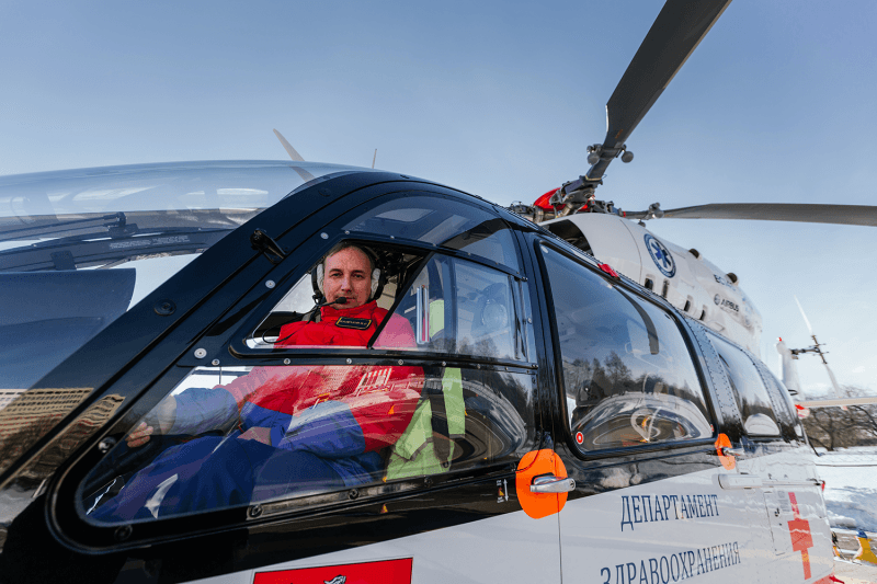 Скорая помощь на вертолете: московские пилоты и врачи — о своей работе