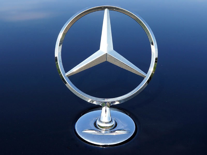  Автомобили Mercedes по-прежнему являются самыми популярными среди высокопоставленных чиновников и депутатов