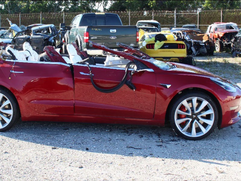  В США подтвердили, что еще одна авария Tesla с летальным исходом произошла при включенном автопилоте