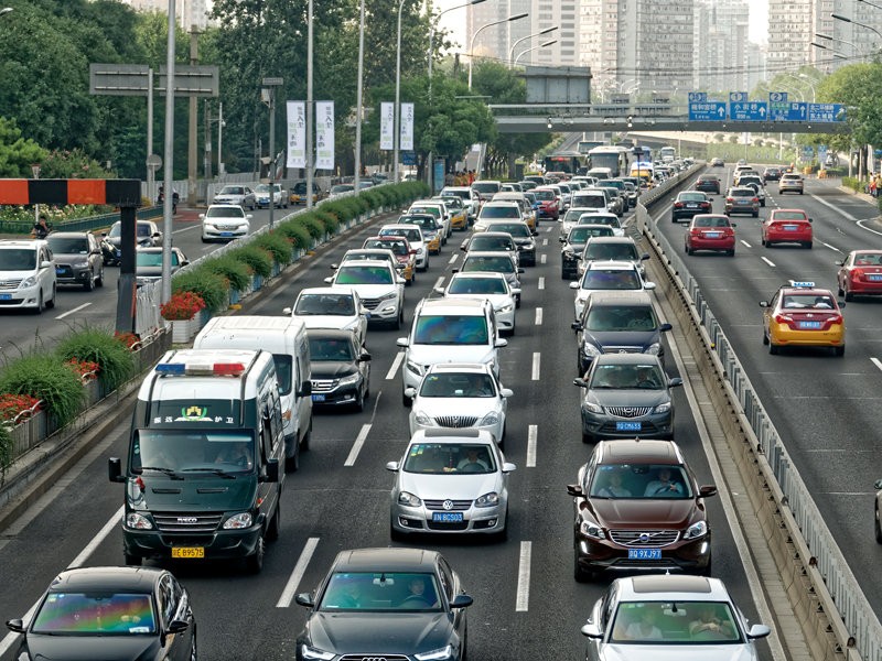  Власти Китая разрешили экспорт подержанных автомобилей из-за падения продаж новых машин