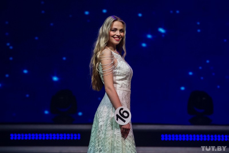 Одиннадцатиклассница стала «Мисс Могилев — 2019». Фотофакт