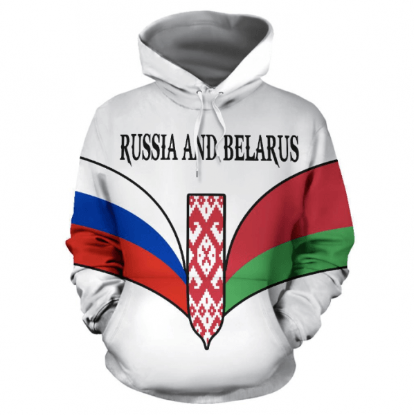 Одеяло с госсимволикой, толстовка «Россия и Беларусь вместе». Что предлагает интернет-магазин из США