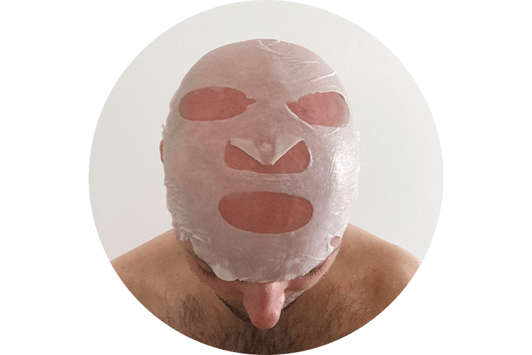 Маски-шоу: не бьюти-блогер тестирует очень много масок для лица