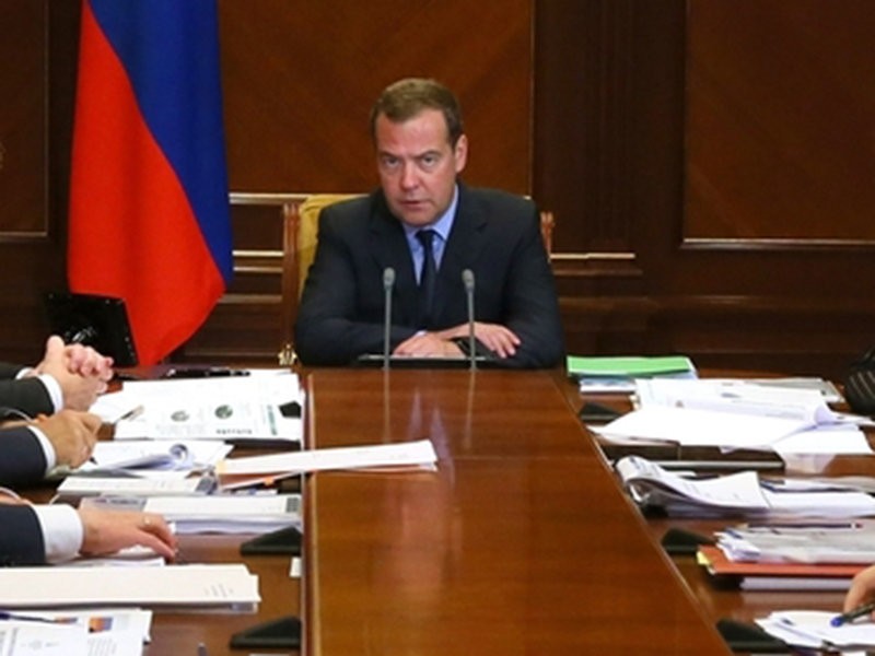  Медведев одобрил проект первой частной автомагистрали