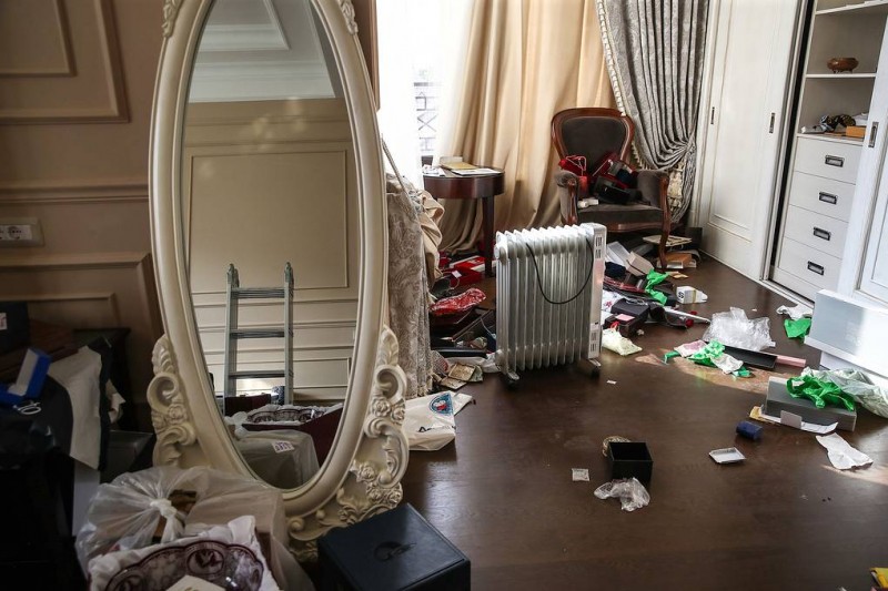 После штурма. Как выглядит резиденция экс-президента Киргизии после его задержания