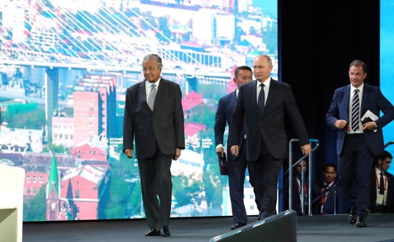 Путин остался непреклонным по поводу двух «пленных» украинцев