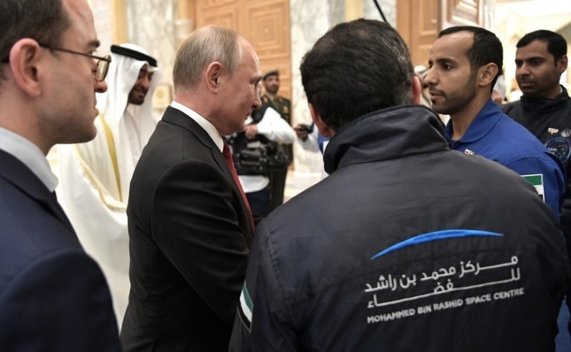 Кадыров в Эмиратах почти затмил Путина