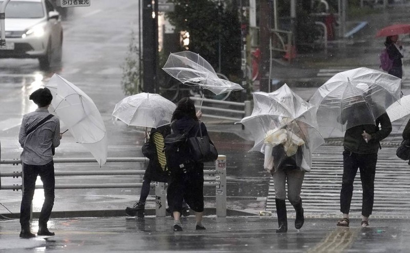 В Японии объявили высшую степень угрозы в связи с тайфуном "Хагибис"
